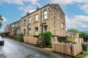 Jaggar Lane, Honley, Holmfirth, HD9 6BT