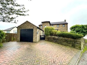 Barnsley Road, Hoylandswaine, Sheffield, S36 7JA